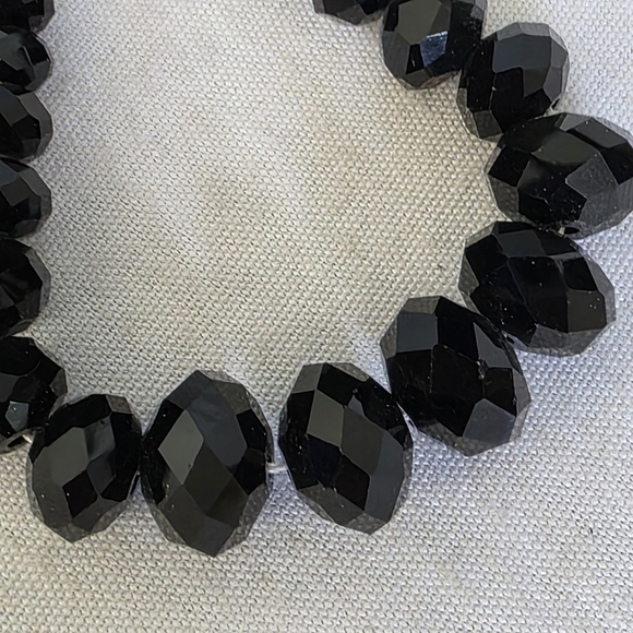 Classic Black Graduated Crystal Faceted Bead Necklace and Earrings Set - Picture 10 of 11